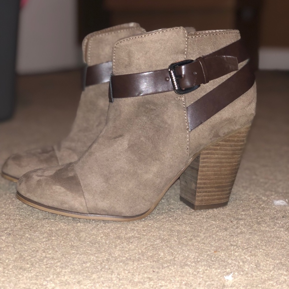 Bootie heel